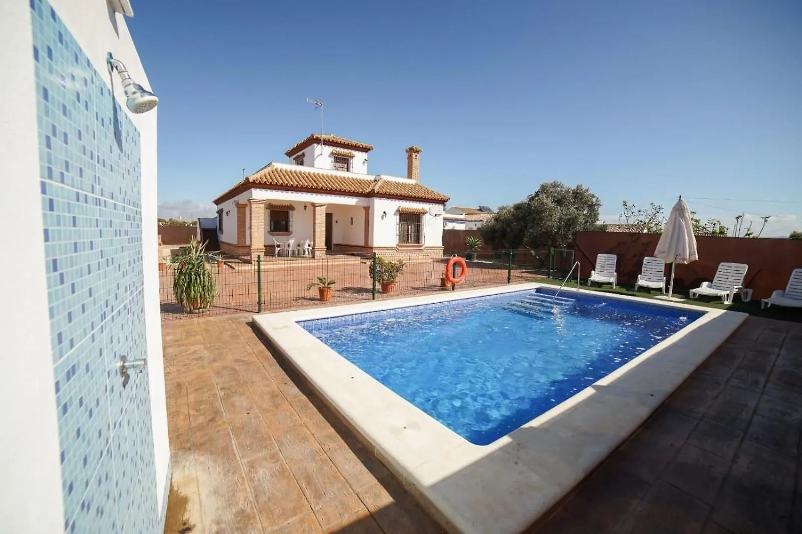 Casa Ana Mari contacts